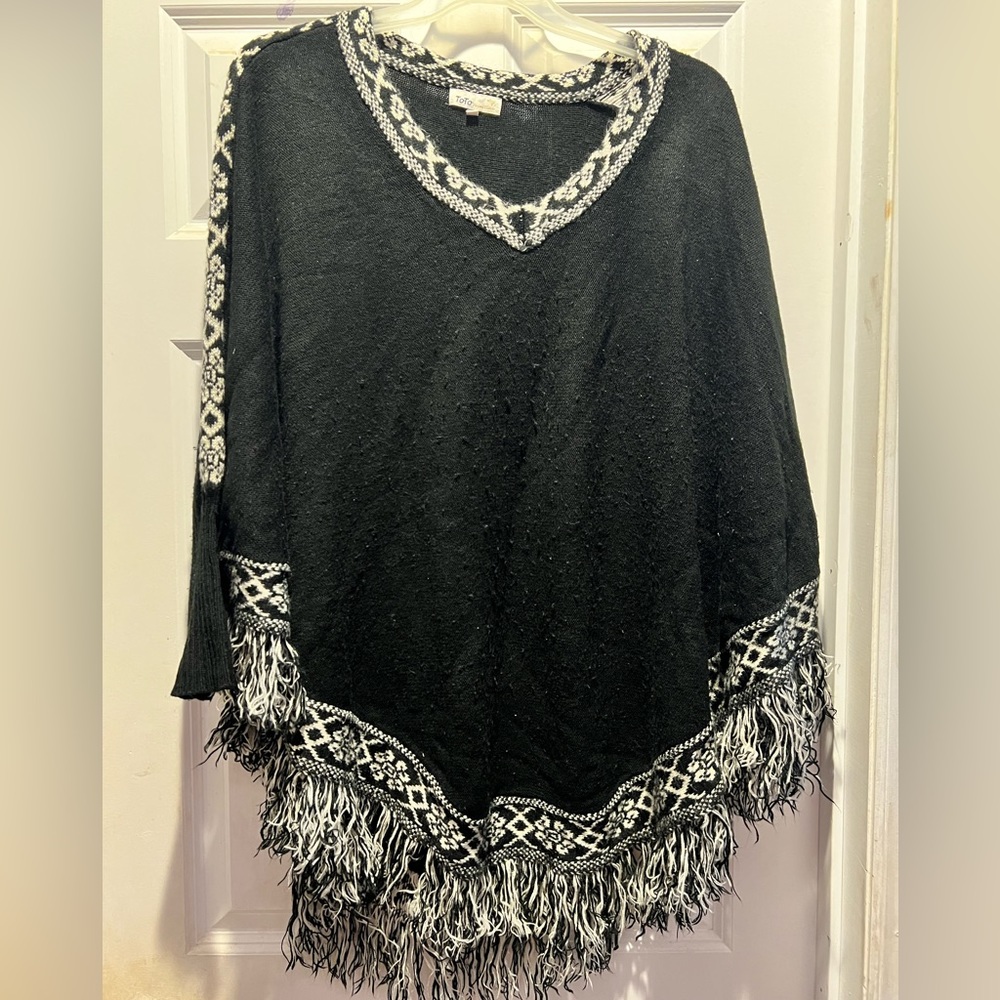 Sweater poncho